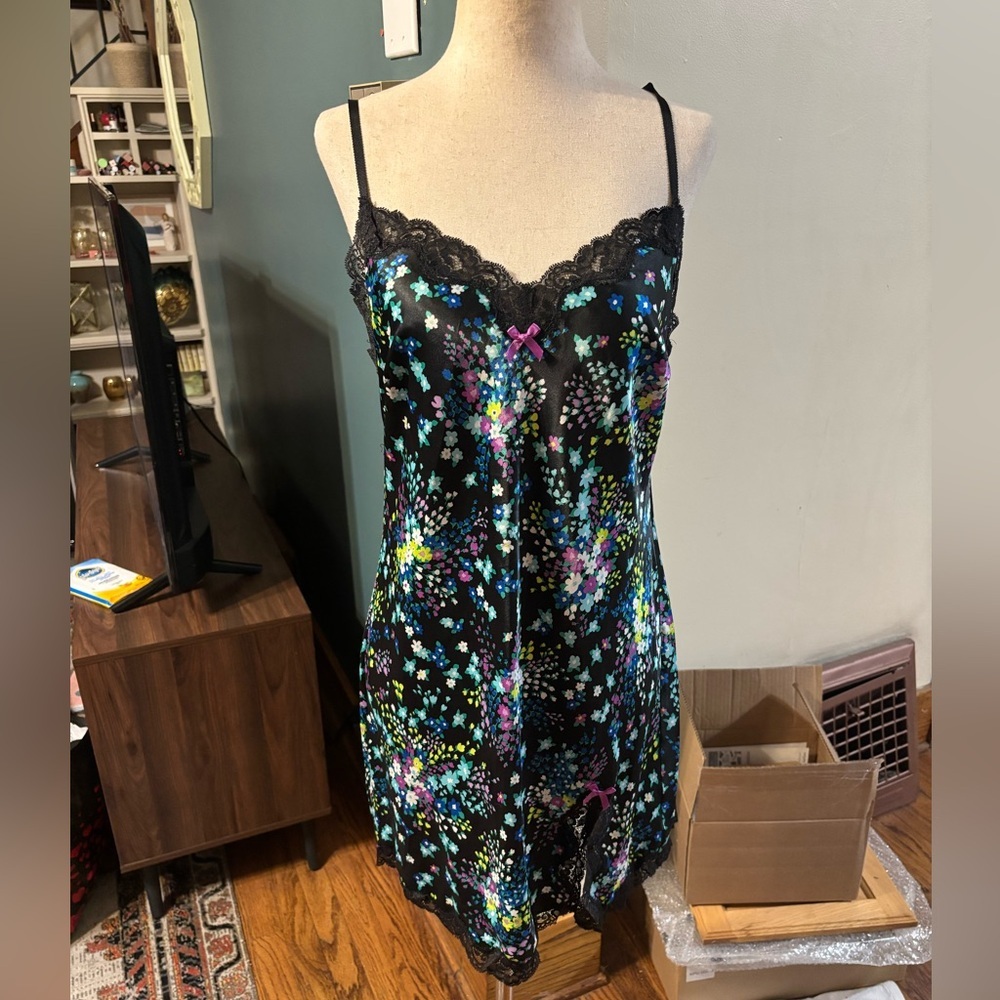 Victoria secret slip dress Medium